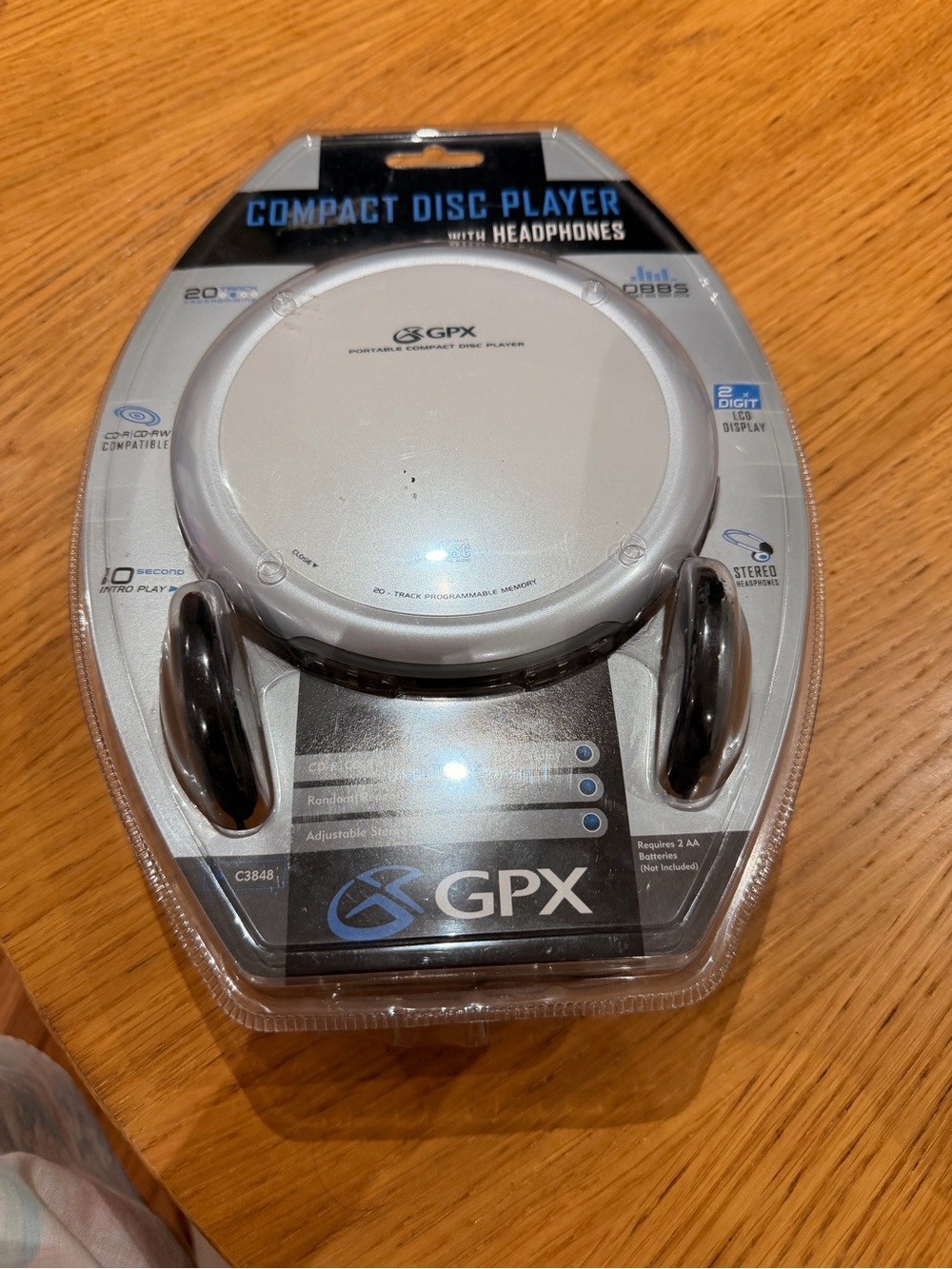 GPX C3848 Portable Compact Disc Player